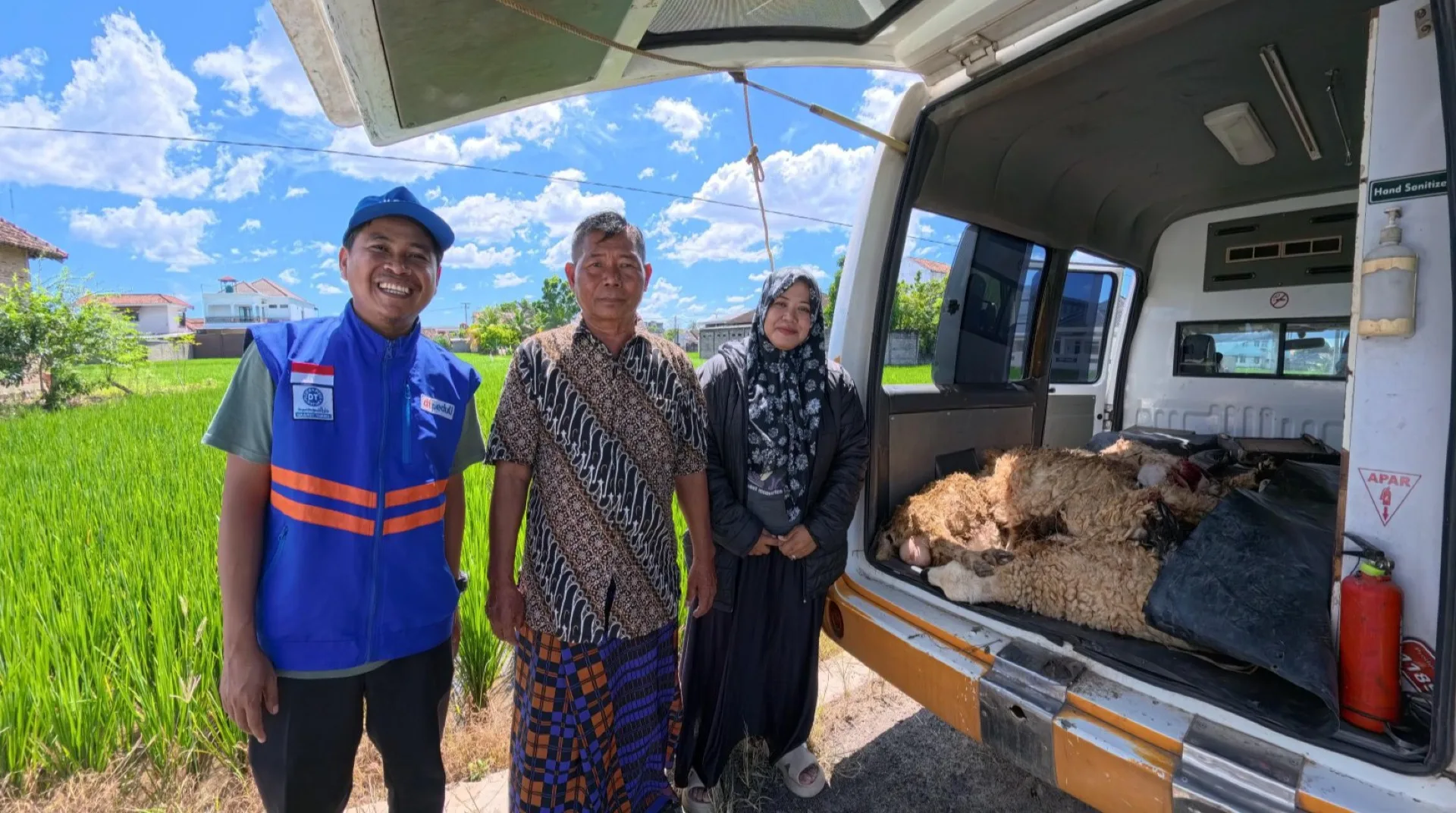 DT Peduli Metro Salurkan Daging Qurban untuk Ratusan ODGJ dan Orang Terlantar di Yayasan Srikandi